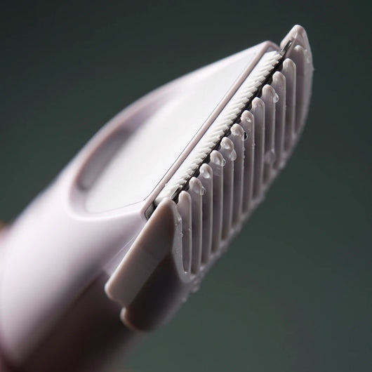 Spacey One is the waterproof body trimmer